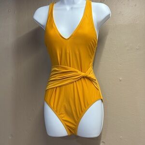 NWT Rebecca Virtue women’s mustard yellow twist-front waist One Piece Swimsuit S